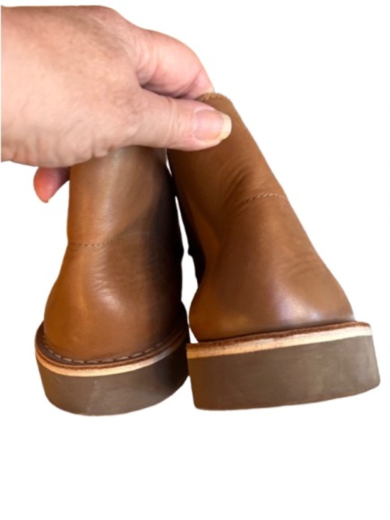 Clarks Brown Chukka Boots Men’s Size 10.5